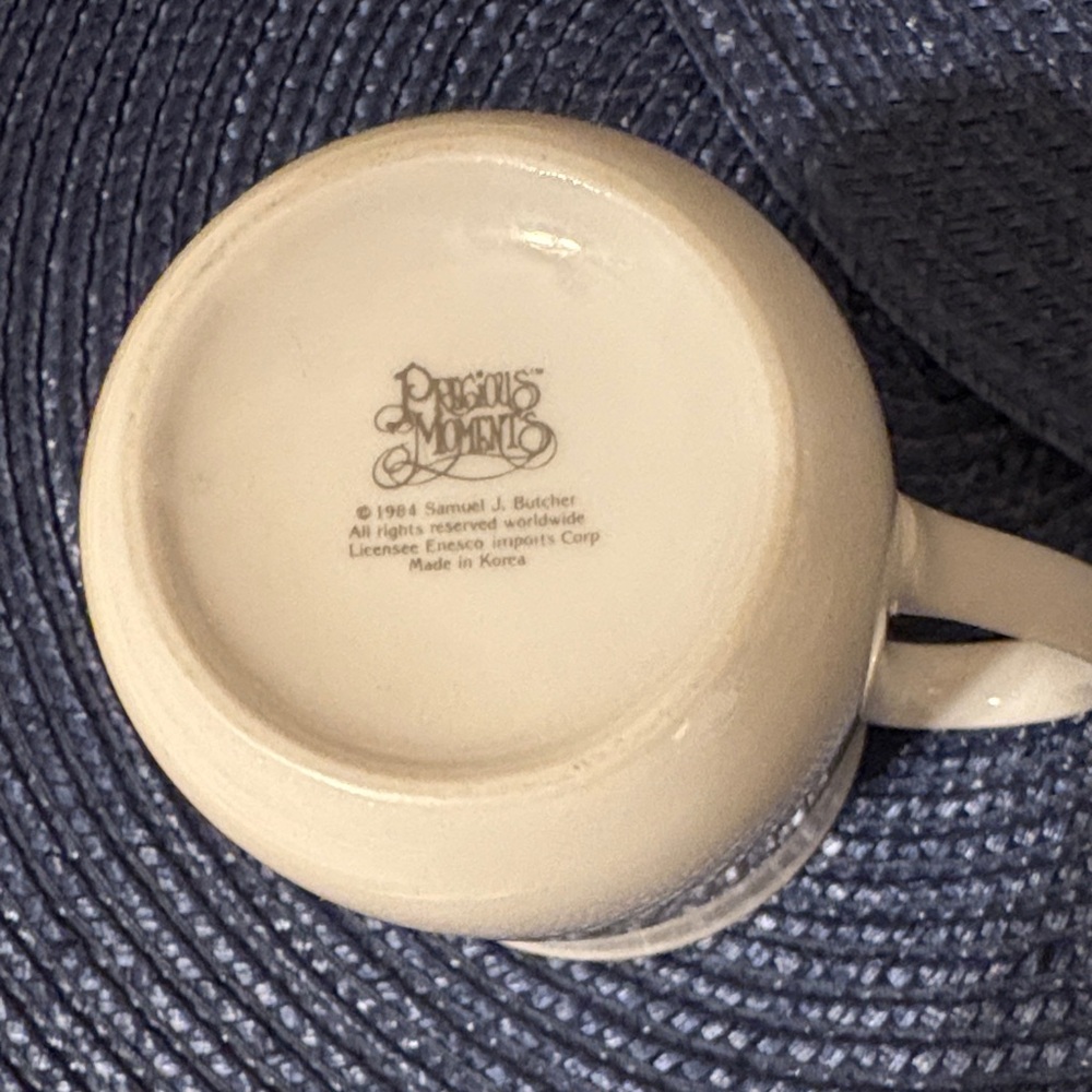 Precious Moments Vintage White Ceramic Mug - Picture 2 of 4